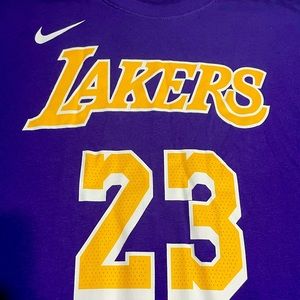 Nike Lakers shirt